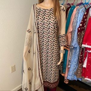 Pakistani dresses chiffon embroidered indian suits